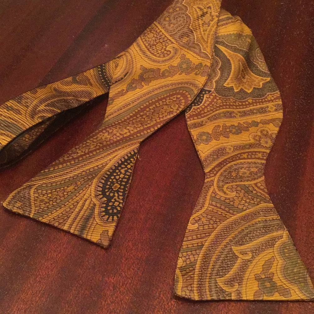 Bow Tie